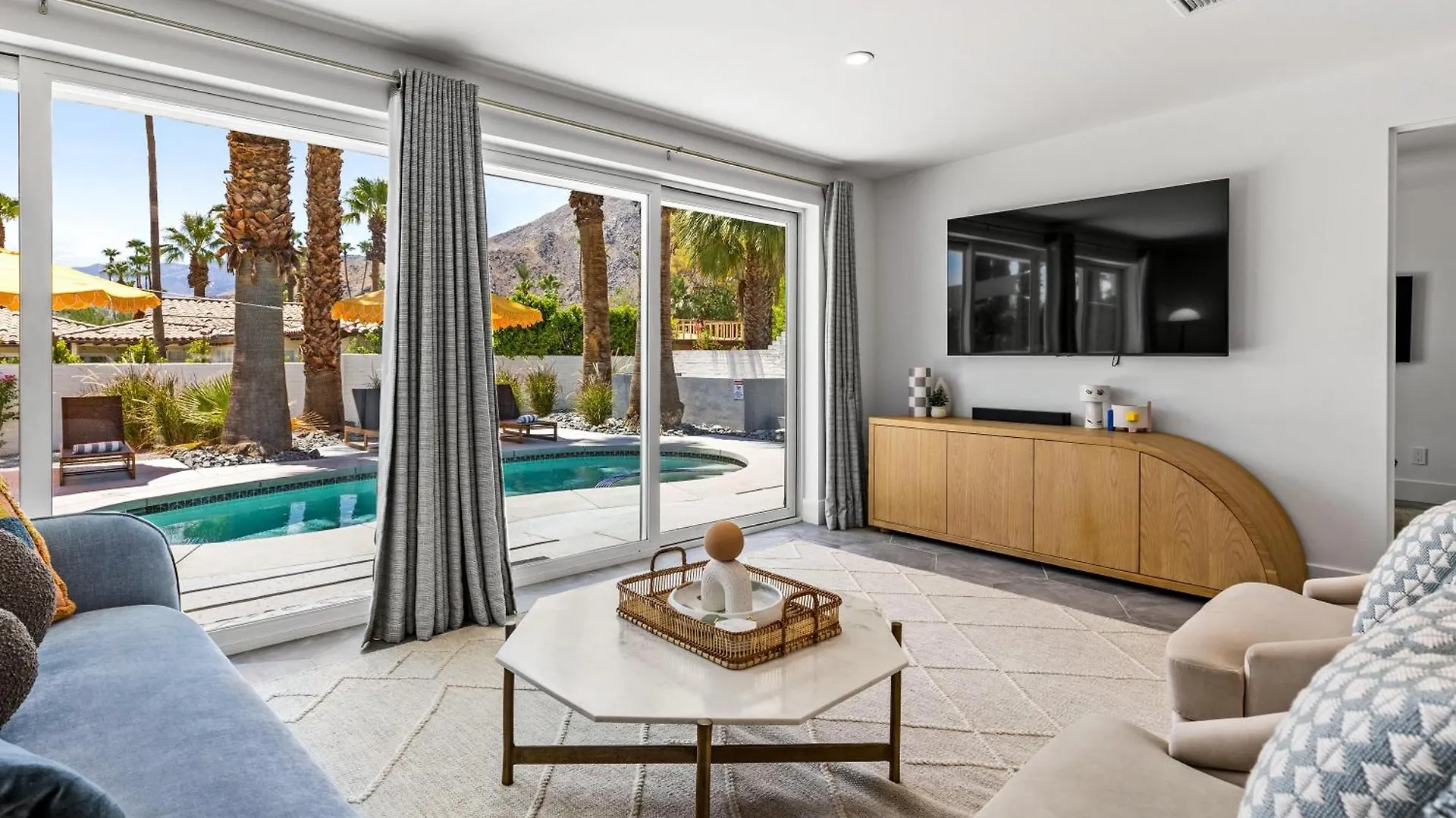 Вилла Eleven Palms By Acme House Company Палм-Спрингс США
